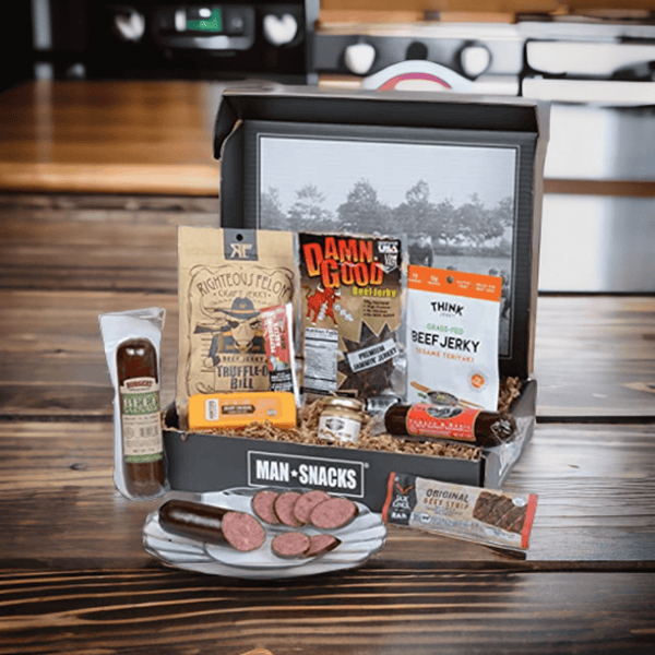 ManSnacks - Carnivore Food Crate - Gifts for guy friends made simple. Find unique gift Ideas for guys friends. Gifts for guys in their 20s.