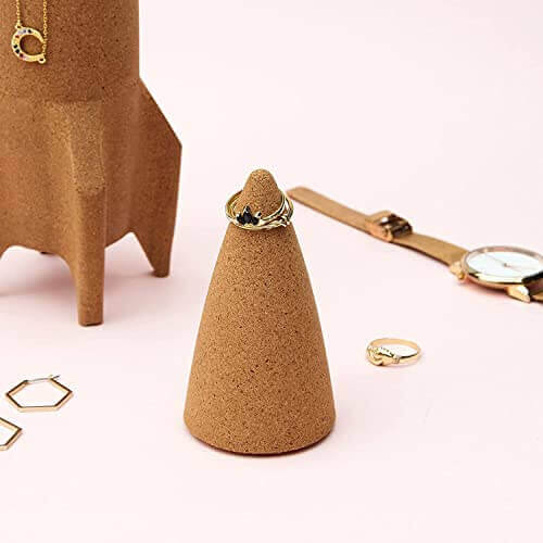 Rocket Pen Holder - Gifts for guy friends made simple. Find unique gift Ideas for guys friends. Gifts for guys in their 20s.