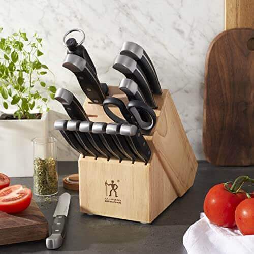 German Engineered Razor-Sharp 15-Piece Knife Set - Gifts for guy friends made simple. Find unique gift Ideas for guys friends. Gifts for guys in their 20s.