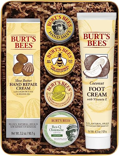 Burt's Bees Beeswax Set - Gifts for guy friends made simple. Find unique gift Ideas for guys friends. Gifts for guys in their 20s.